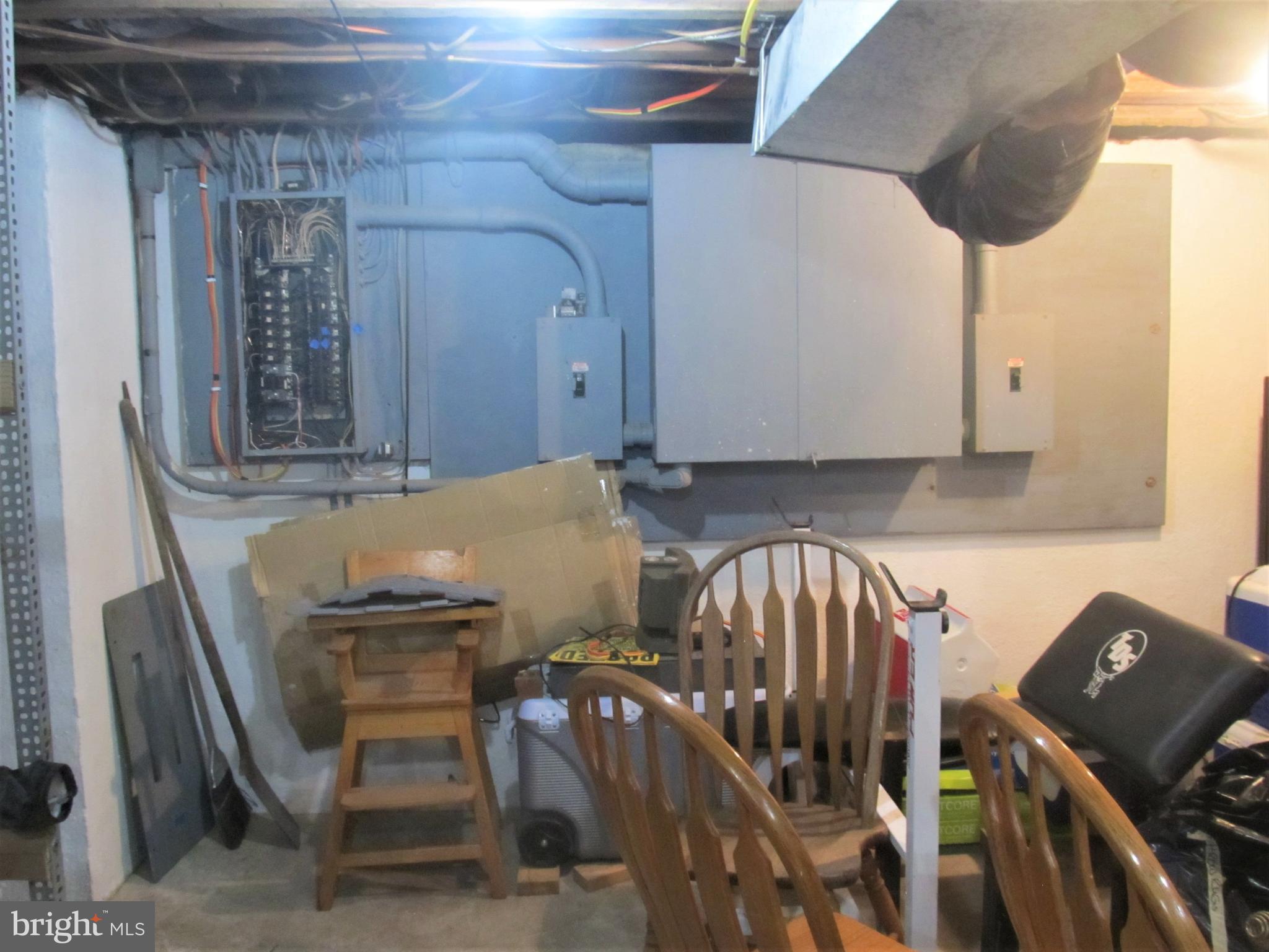 84 Chapel Hill Road Sinking Spring, PA 19608 - Photo 31 of 43 Two - 200 AMP service