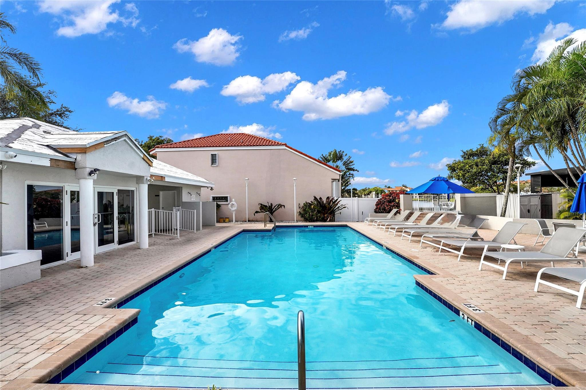 3130 North 38th Avenue Hollywood, FL 33021 - Photo 38 of 42 a view of a house with swimming pool