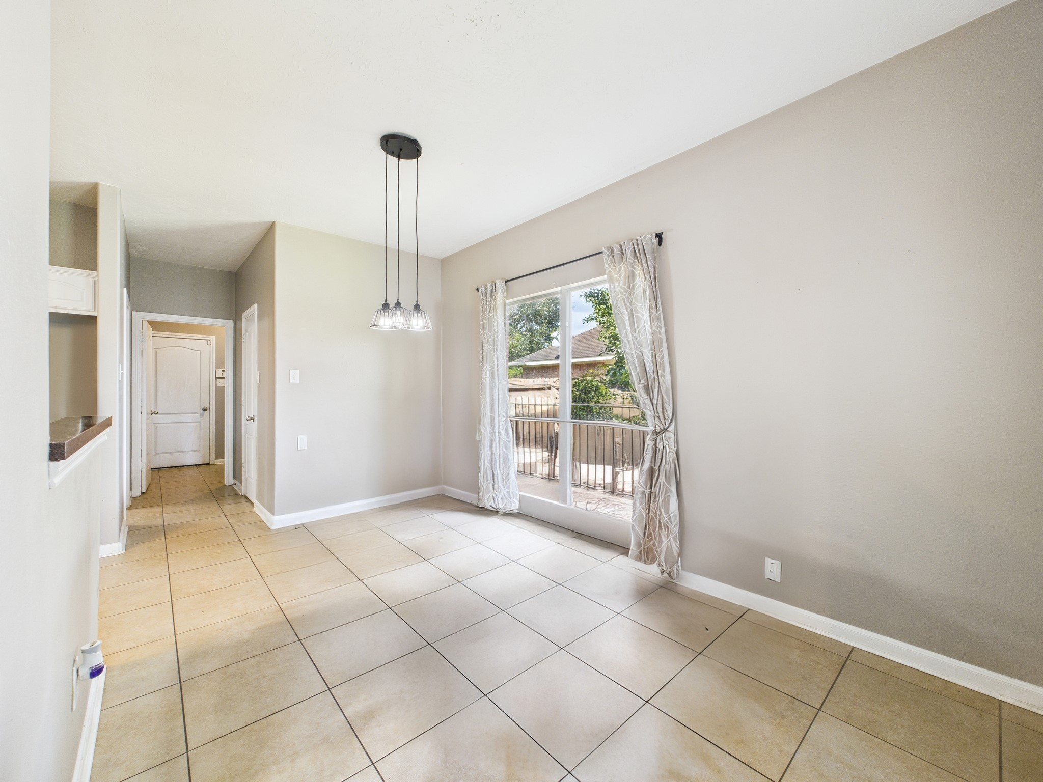 1484 Allison Street Alvin, TX 77511 - Photo 16 of 37 Breakfast room. *Furniture has been virtually removed to show the size of the room.*