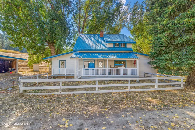 $1,325,000 | 17778 East Canary Creek Road, Cataldo, ID 83810
