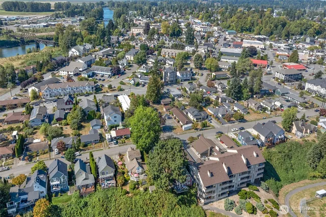 $389,950 | 101 Pine Avenue, Unit 105, Snohomish, WA 98290