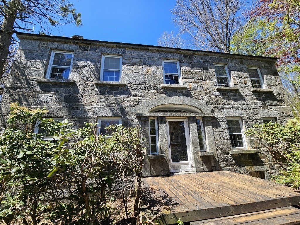 88 Stonehouse Road Washington, MA 01223 - Photo 1 of 22 Gallery Image 1