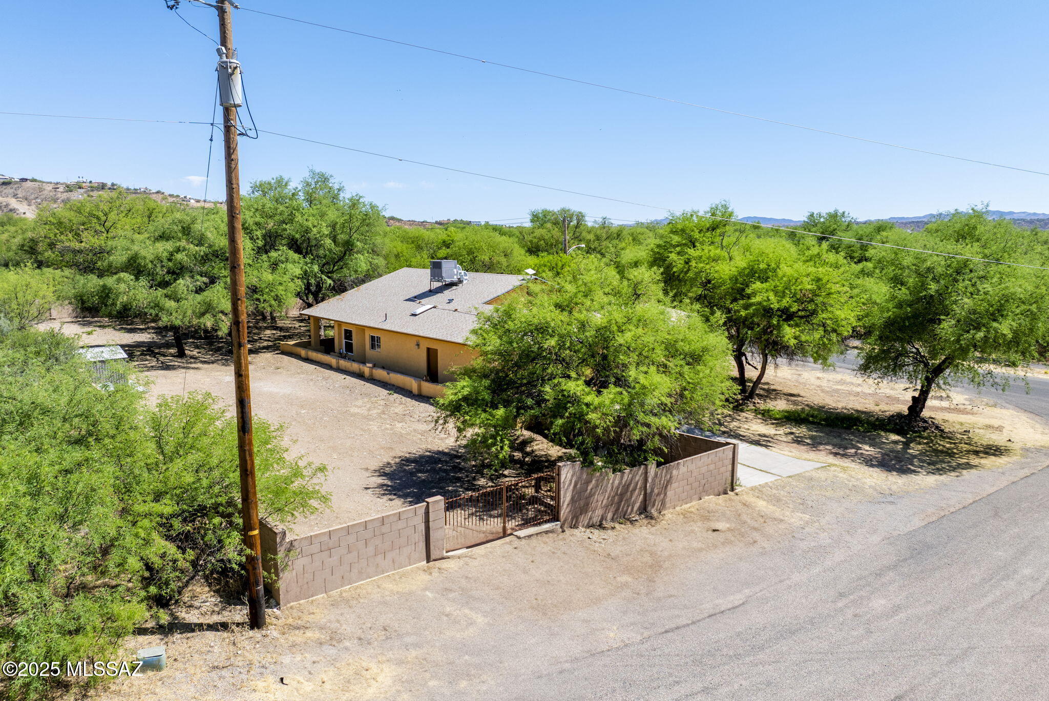 1351 Alma Court Rio Rico, AZ 85648 - Photo 4 of 47