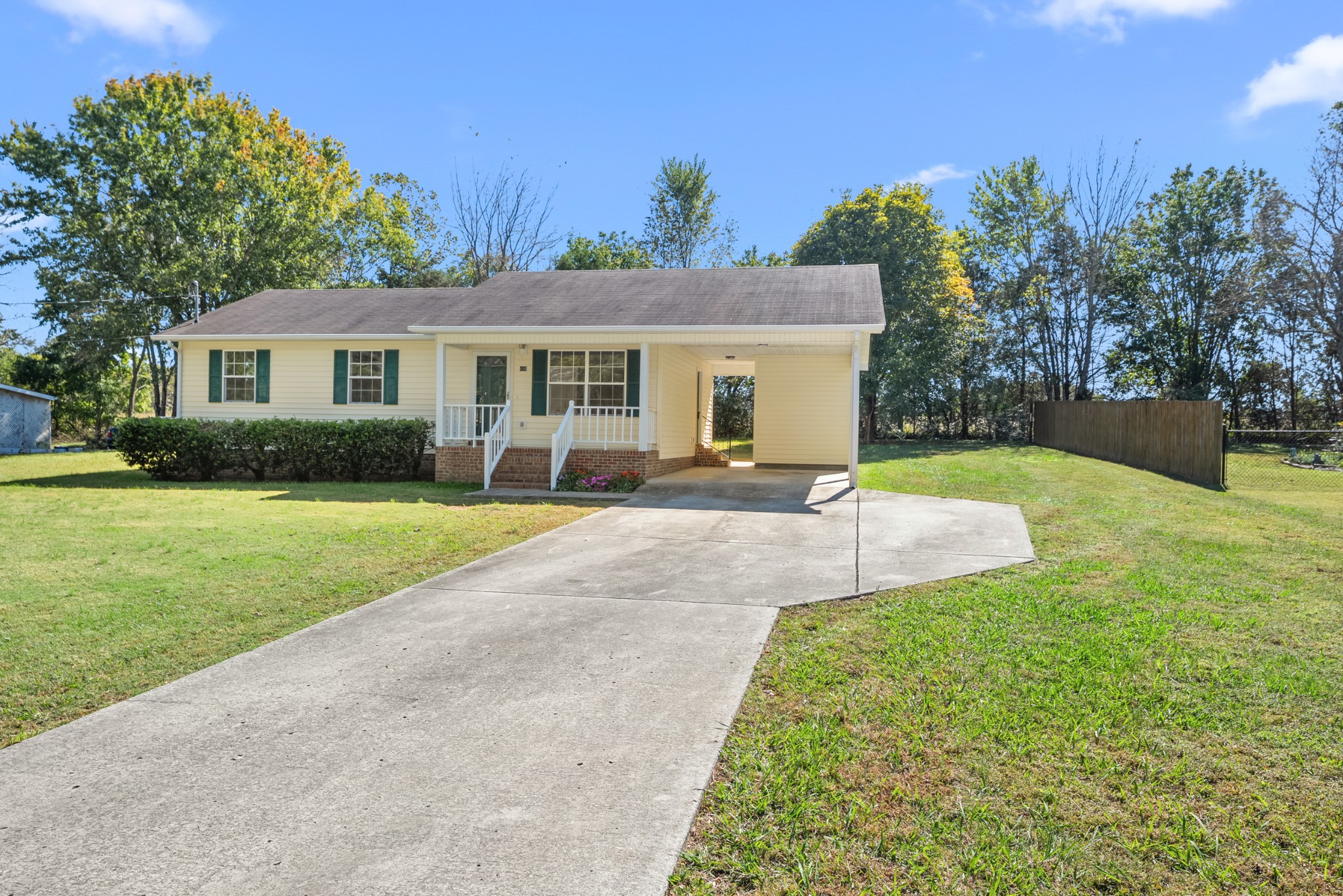 458 Woods Edge Road Winchester, TN 37398 - Photo 1 of 26 Gallery Image 1