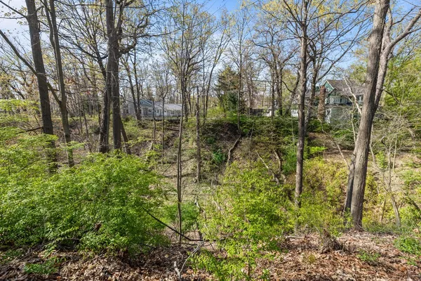 $2,995,000 | 697 Bluff Road, Lake Bluff, IL 60044