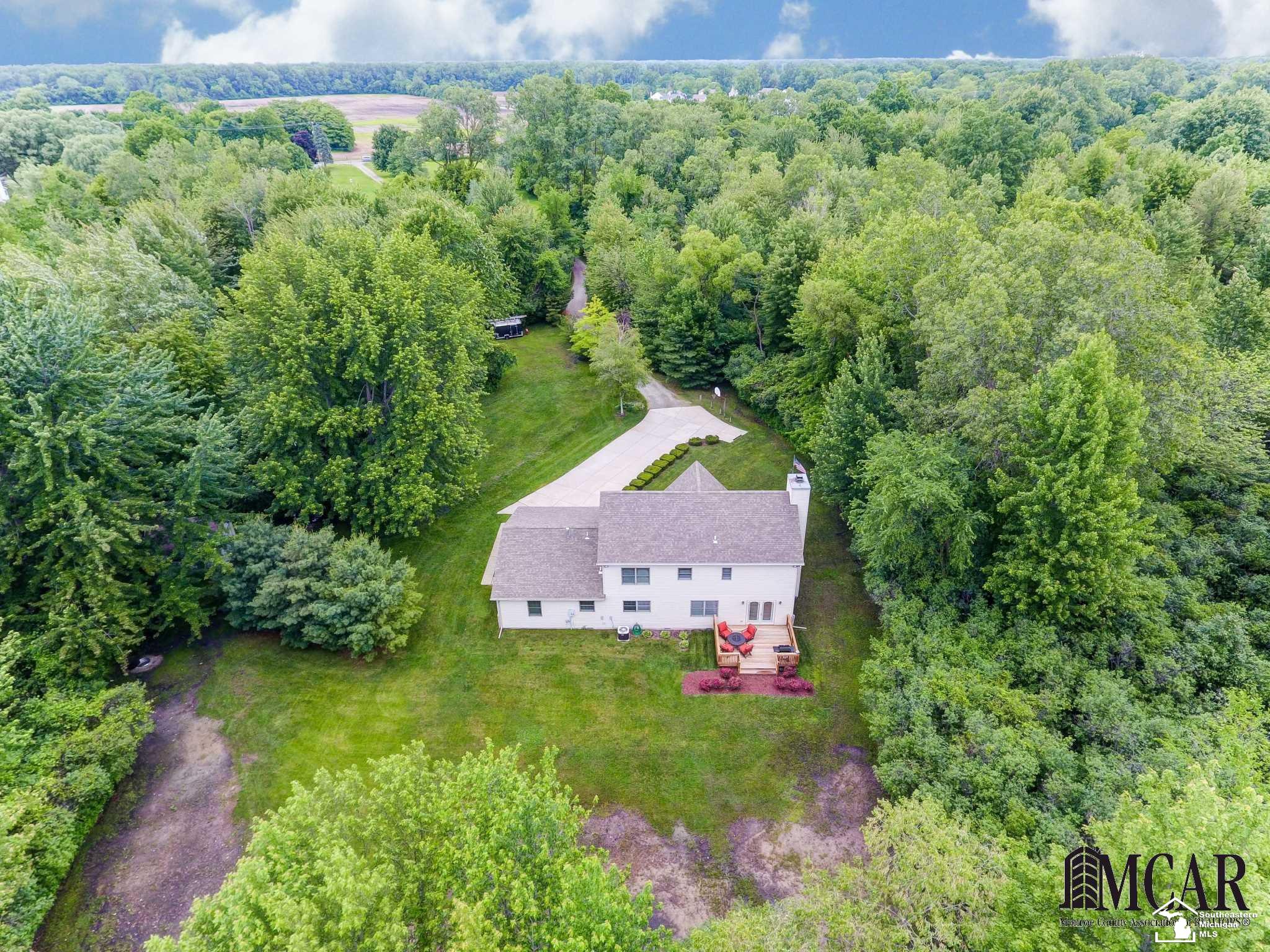 1395 West Dean Road Temperance, MI 48182 - Photo 40 of 45 21461992-39.JPG