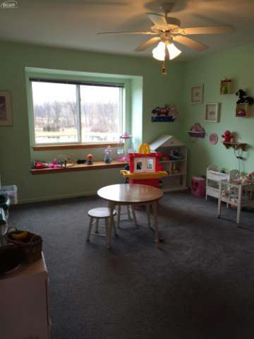 5325 West Ray Road Linden, MI 48451 - Photo 30 of 36 21124750-29.JPG