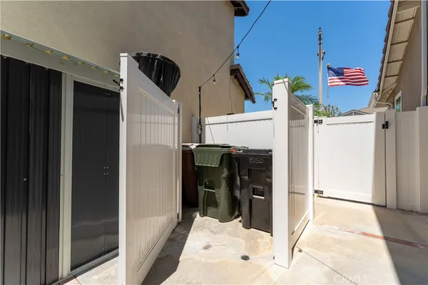 $1,299,900 | 8750 East Heatherwood Road, Anaheim Hills, CA 92808