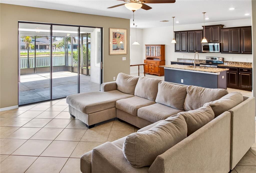 13415 White Sapphire Road Riverview, FL 33579 - Photo 14 of 96