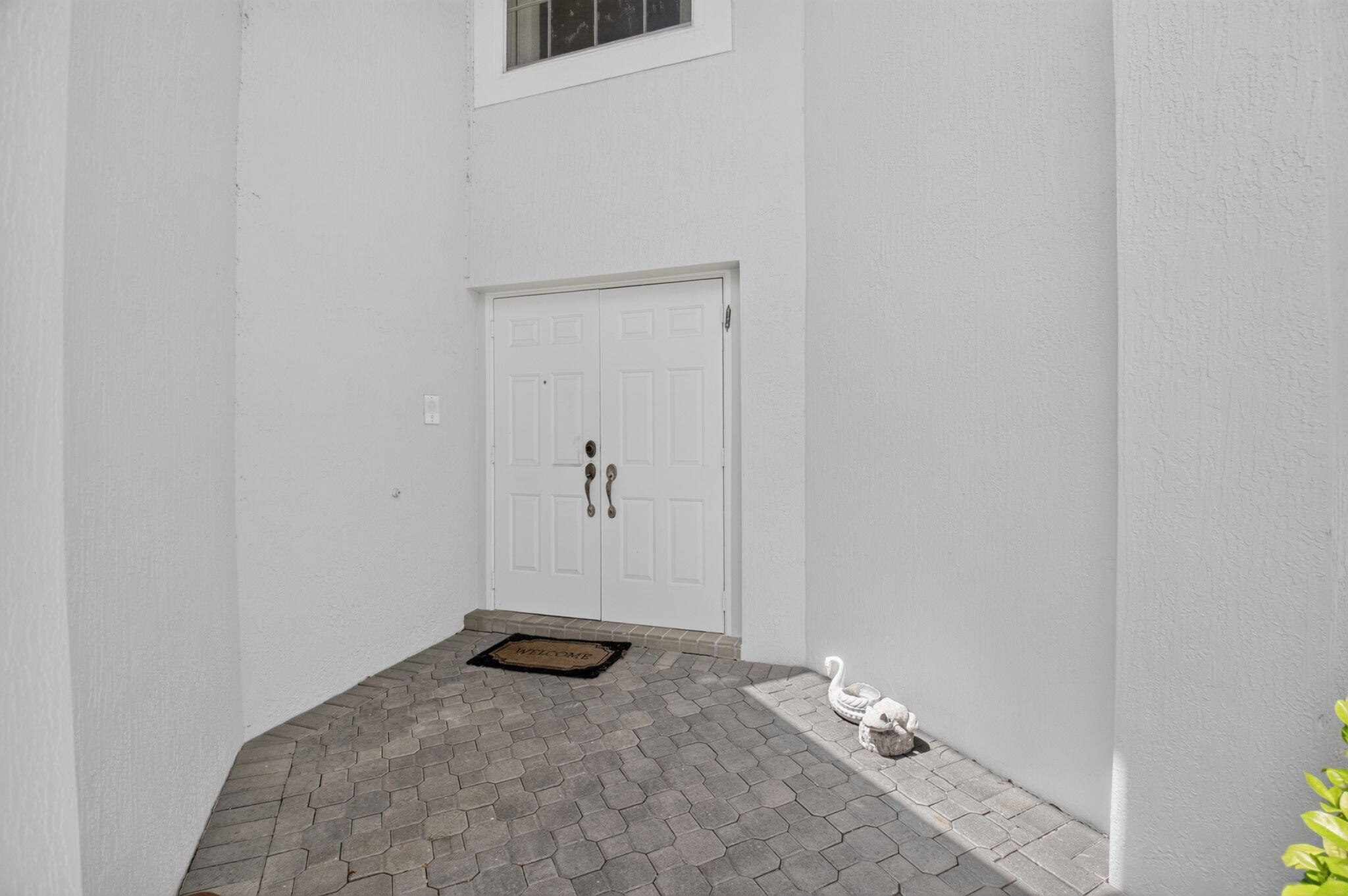 6237 Brava Way Boca Raton, FL 33433 - Photo 5 of 60 5-web-or-mls-DSC_3875