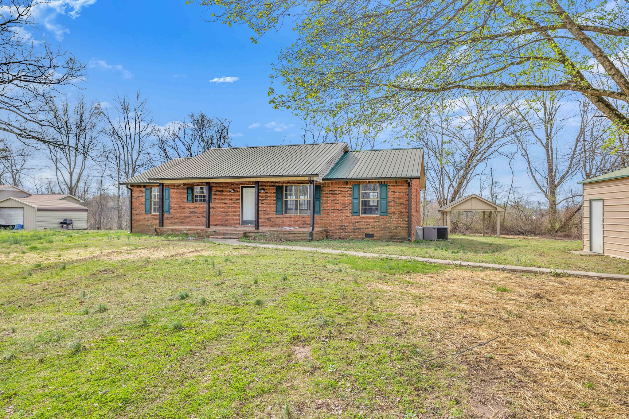 275 Man Hill Road Dowelltown, TN 37059 - Photo 3 of 38 Gallery Image 3