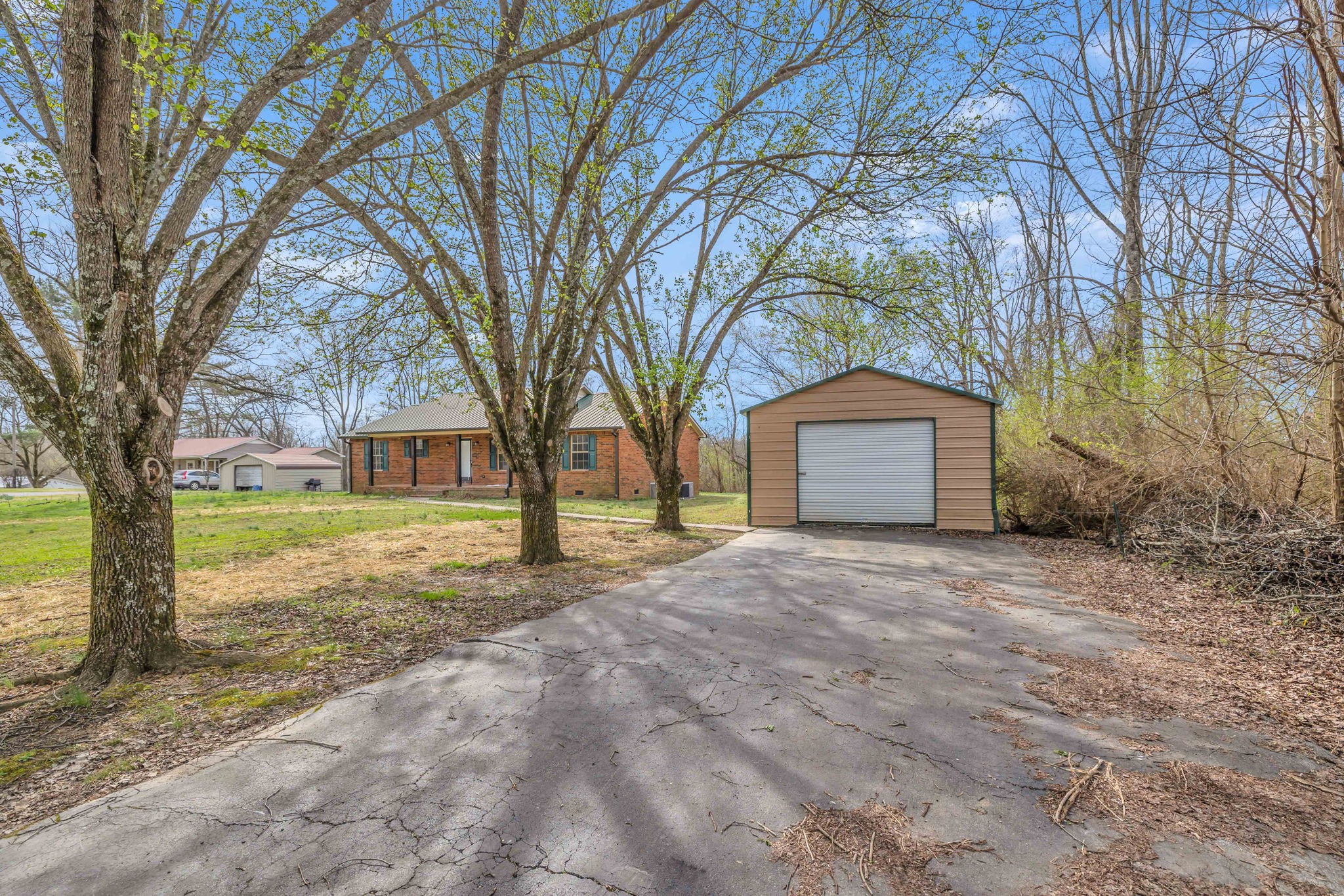 275 Man Hill Road Dowelltown, TN 37059 - Photo 4 of 38 Gallery Image 4