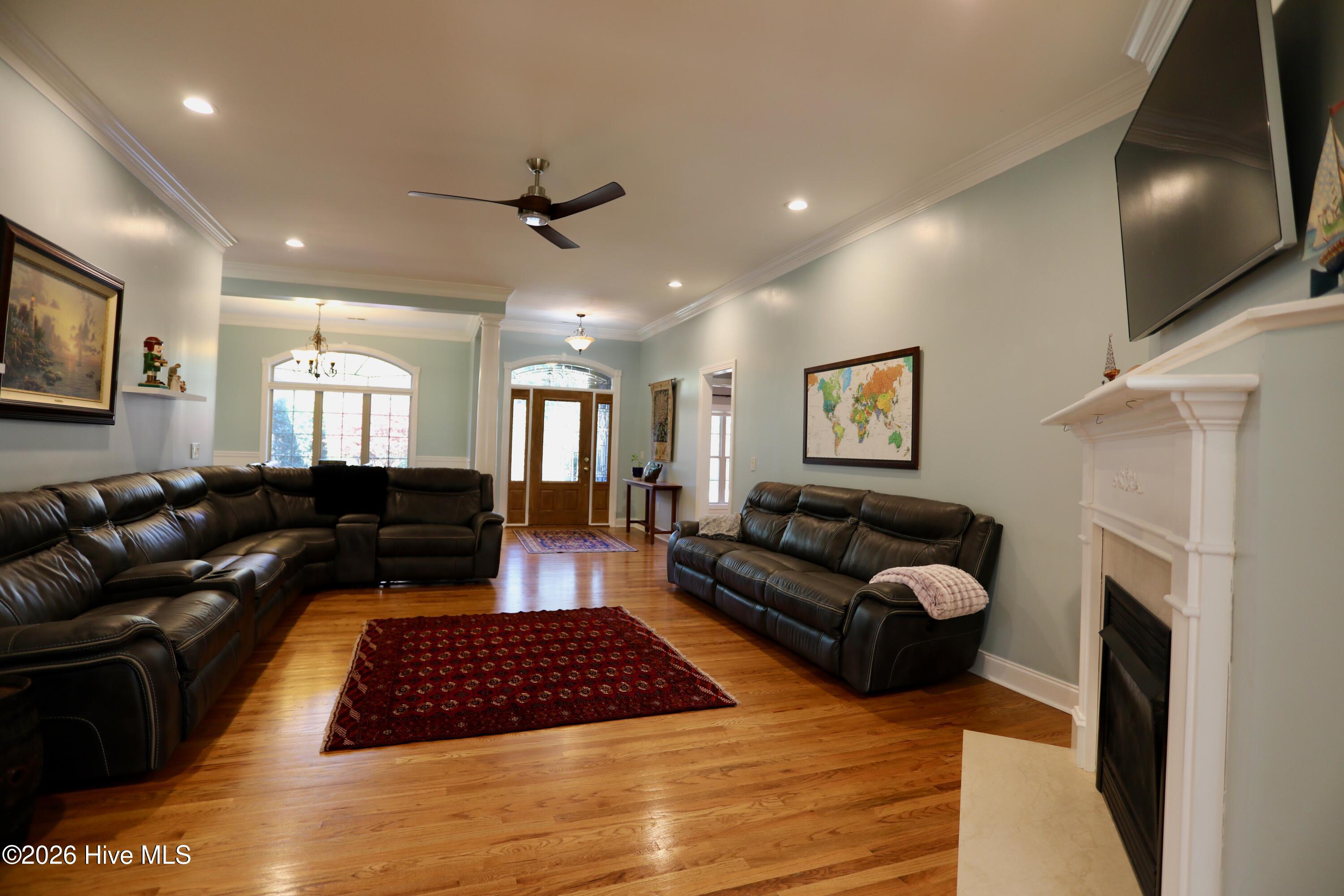 129 Beacon Ridge Drive West End, NC 27376 - Photo 12 of 73 Living Rm