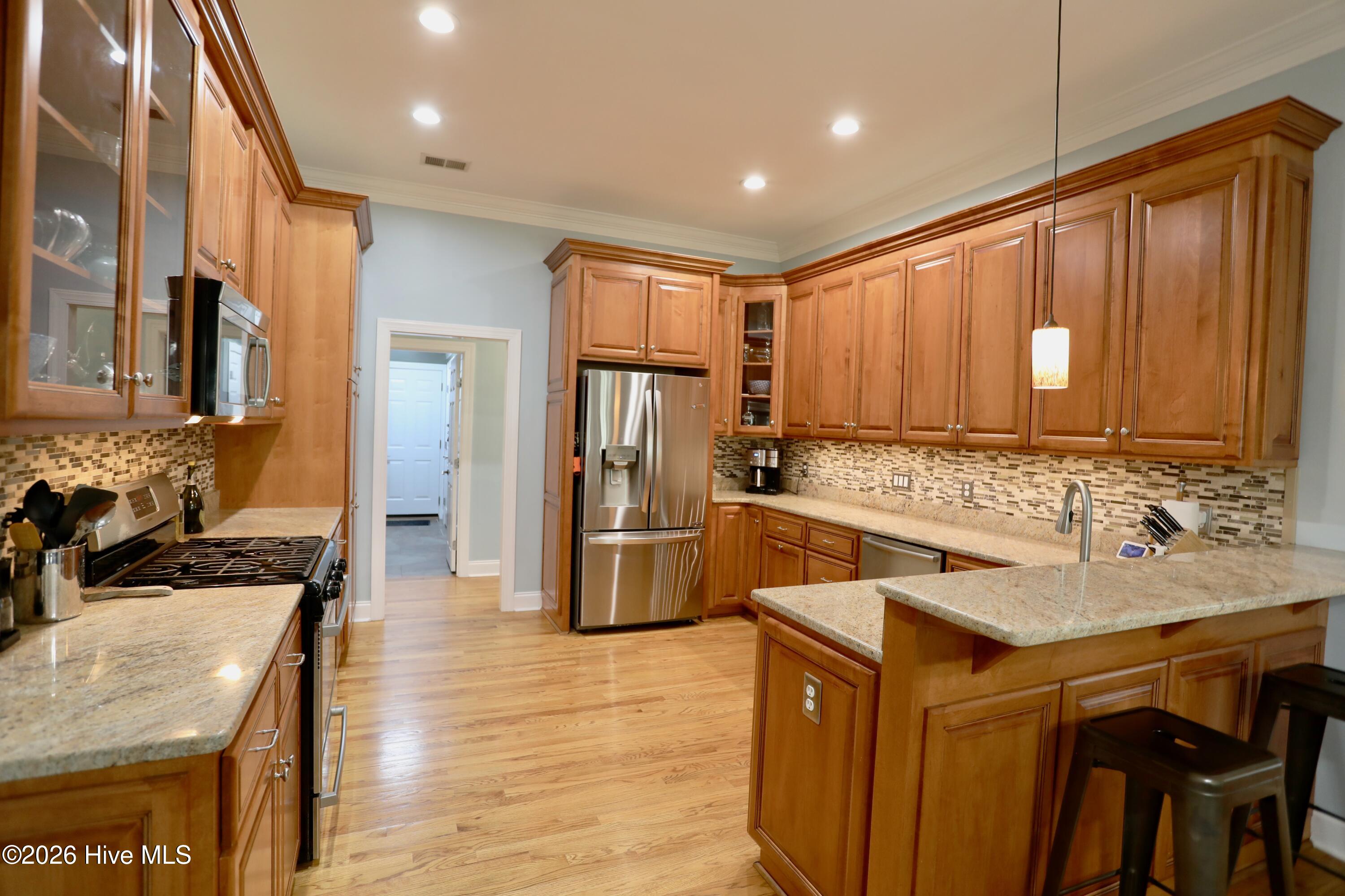 129 Beacon Ridge Drive West End, NC 27376 - Photo 17 of 73 Granite Counters
