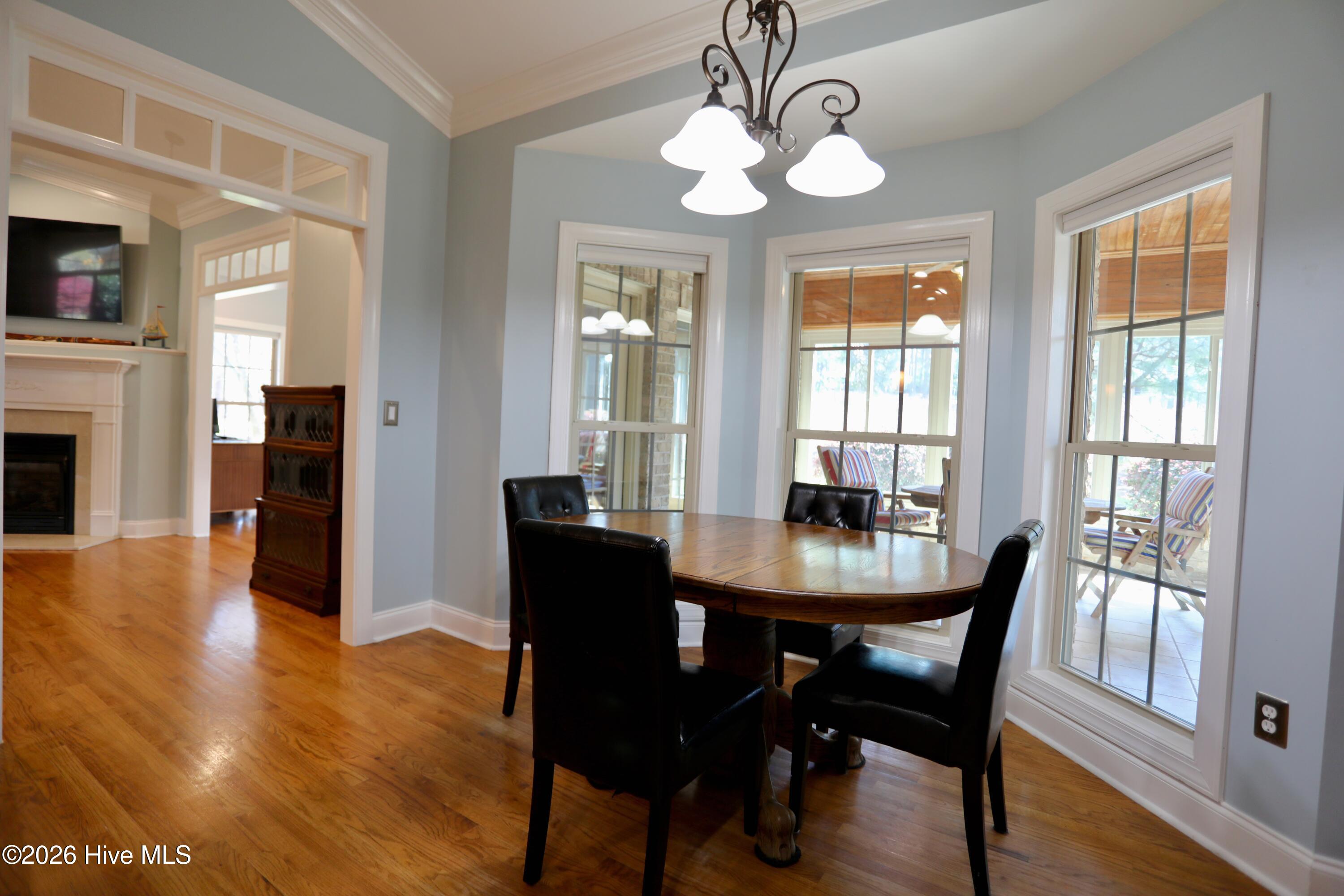 129 Beacon Ridge Drive West End, NC 27376 - Photo 22 of 73 Breakfast Nook