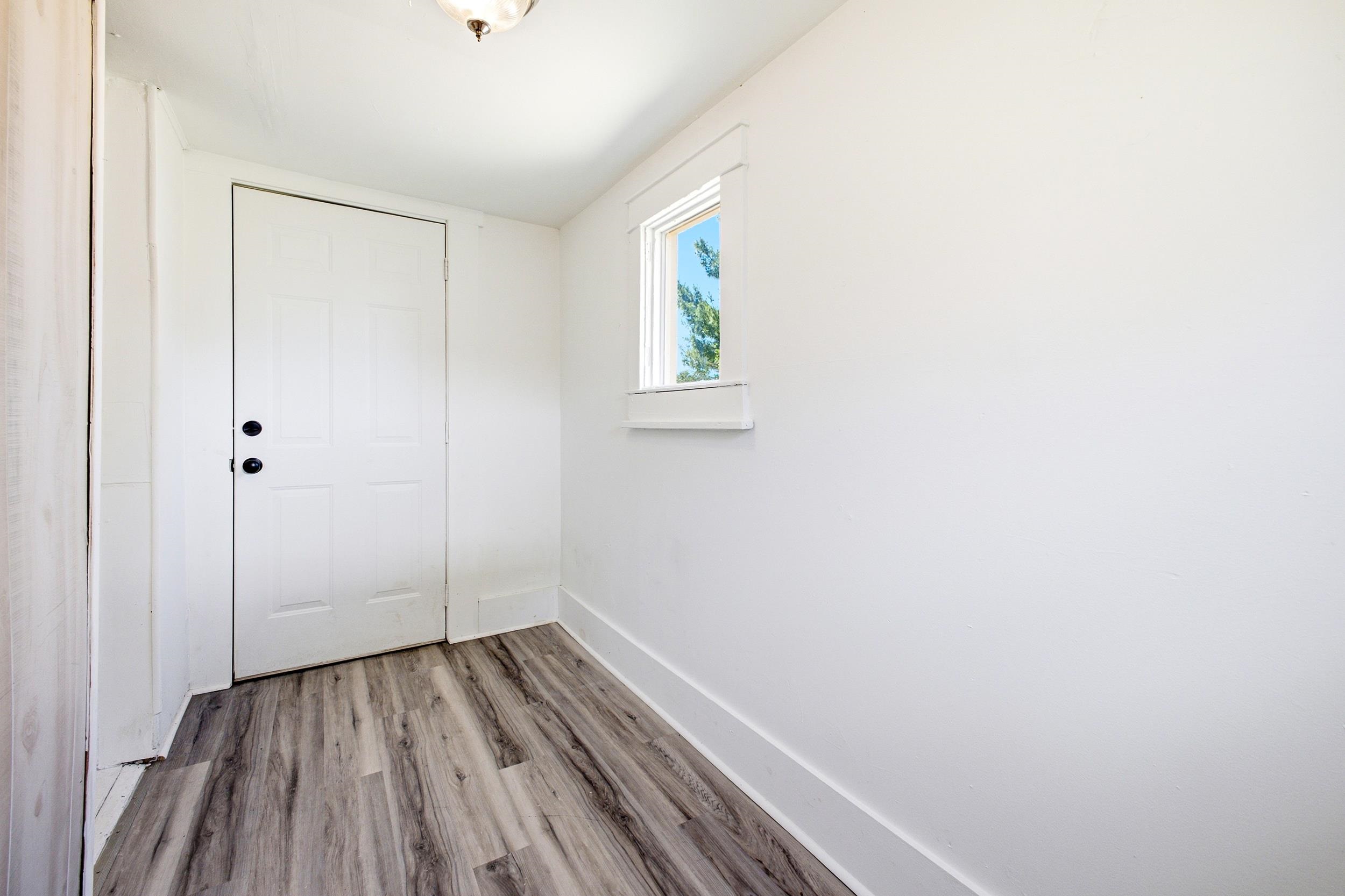 108 3rd Street Grottoes, VA 24441 - Photo 24 of 29
