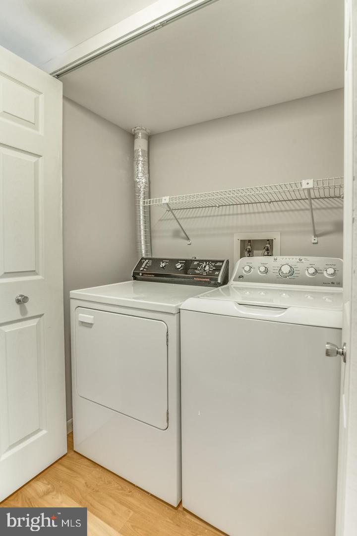 11564 Rolling Green Court Reston, VA 20191 - Photo 30 of 48