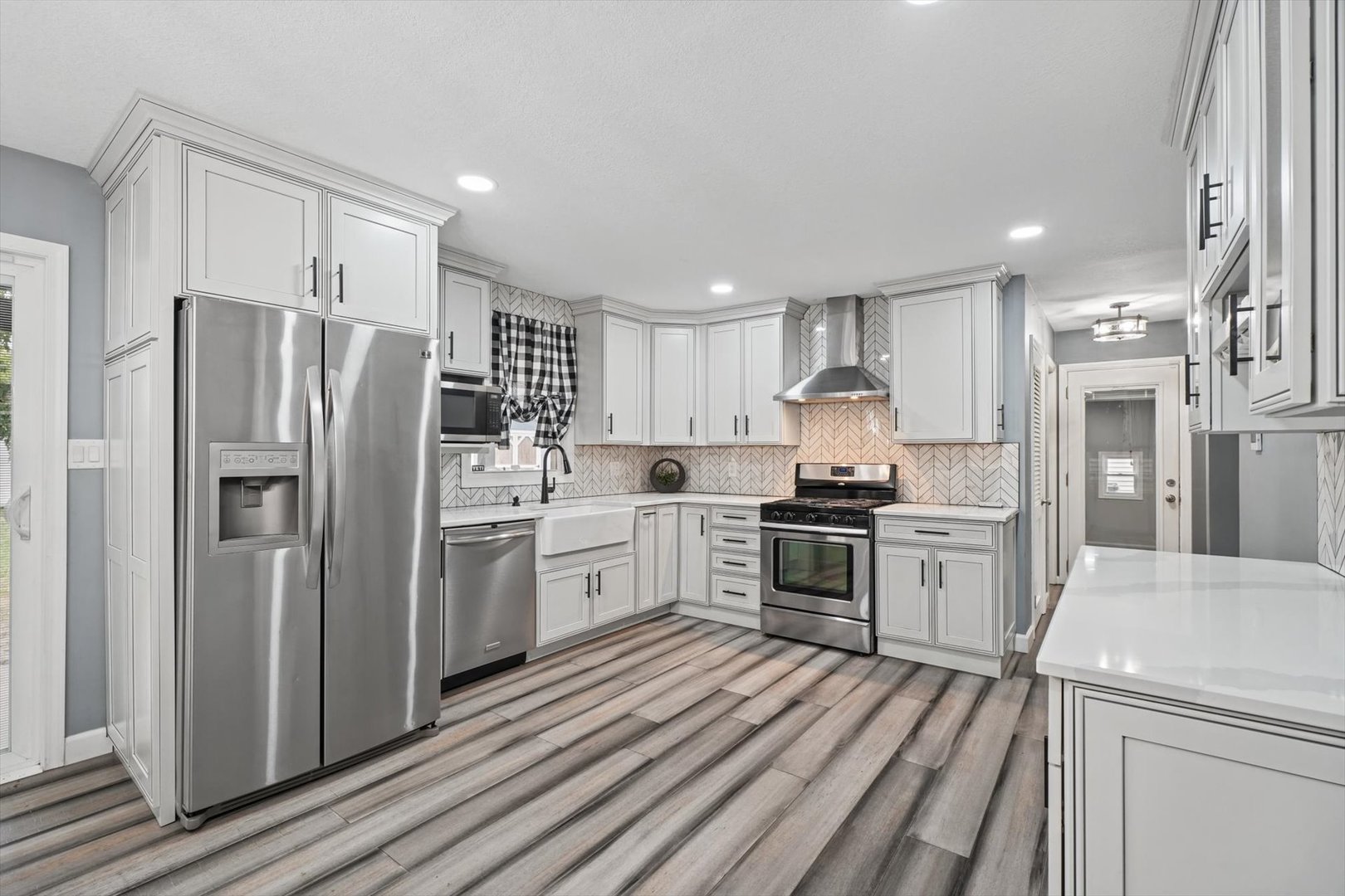4038 Buckingham Drive Decatur, IL 62526 - Photo 14 of 46 Gallery Image 14