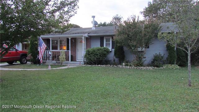 319 Ash Road Tuckerton, NJ 08087 - Photo 1 of 12 GetMedia (12)