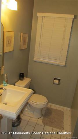 319 Ash Road Tuckerton, NJ 08087 - Photo 11 of 12 GetMedia (10)