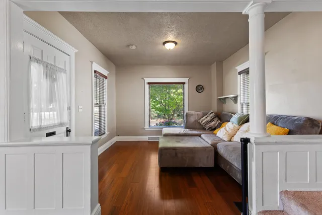 $180,000 | 612 North Clinton Street, Adrian, MI 49221