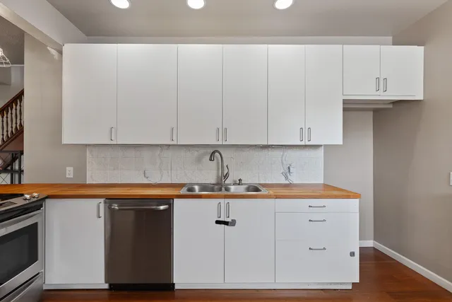 $180,000 | 612 North Clinton Street, Adrian, MI 49221