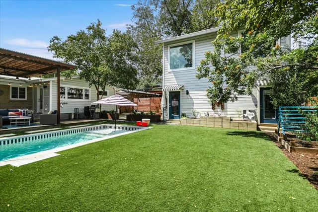 $1,100,000 | 1600 Larkwood Drive, Austin, TX 78723