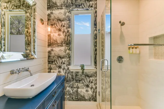 $1,100,000 | 1600 Larkwood Drive, Austin, TX 78723