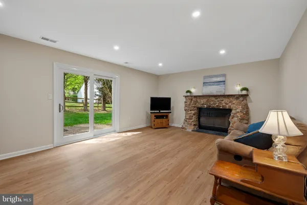 $635,000 | 18620 Tanterra Way, Brookeville, MD 20833