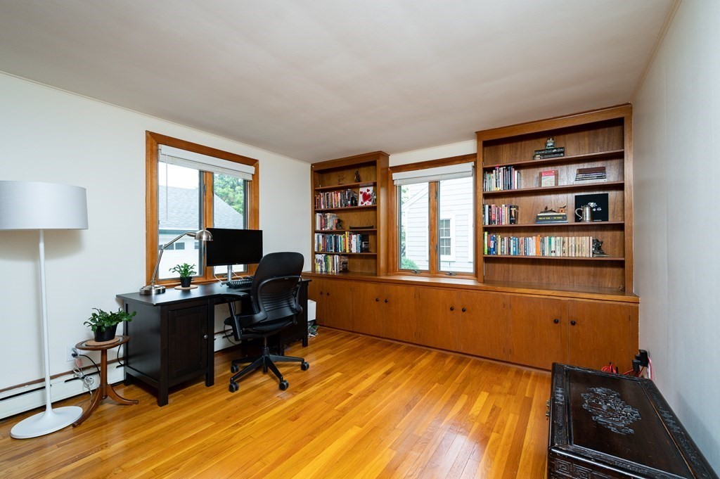 41 Hobomack Road Quincy, MA 02169 - Photo 14 of 42 Gallery Image 14