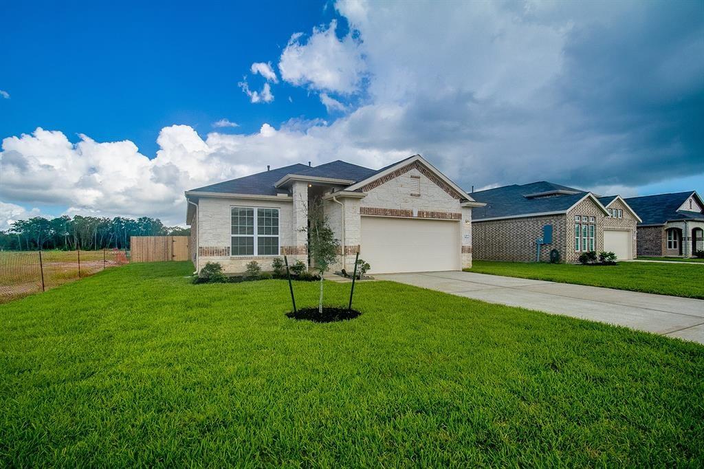 Welcome to your new home in Pearlbrook! House was built in 2018. The front of the house has stone elevation which makes for great curb appeal! The garage has automatic garage door opener and touts one large garage door. Nice double driveway!
