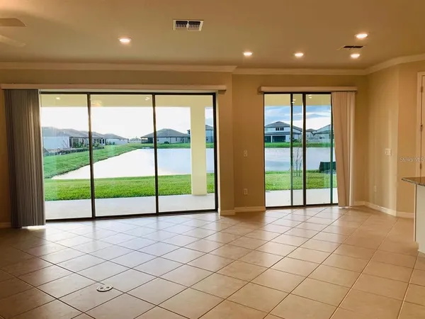 $2,800 | 10738 Green Harvest Dr., Riverview, FL 33578