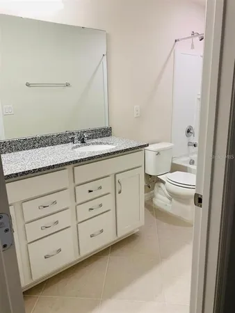 $2,800 | 10738 Green Harvest Dr., Riverview, FL 33578
