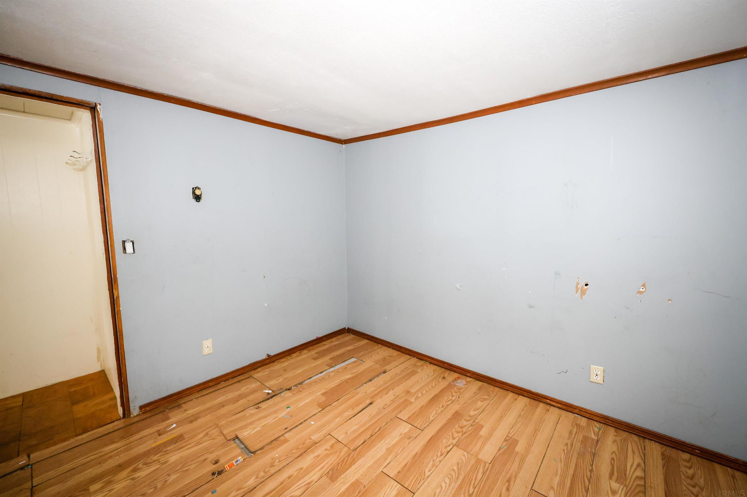 2226 Maples Road Fort Wayne, IN 46816 - Photo 16 of 36