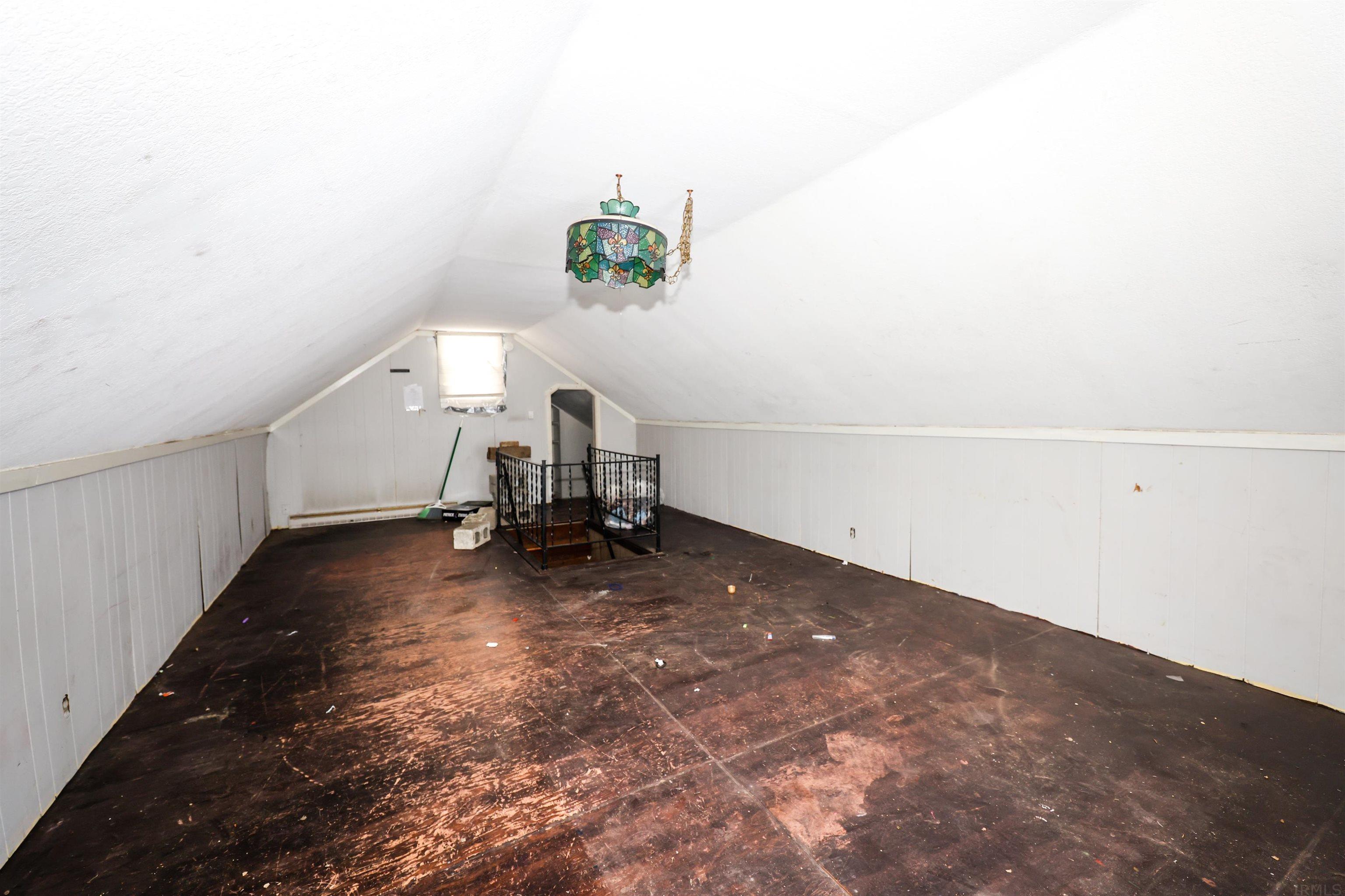 2226 Maples Road Fort Wayne, IN 46816 - Photo 6 of 36
