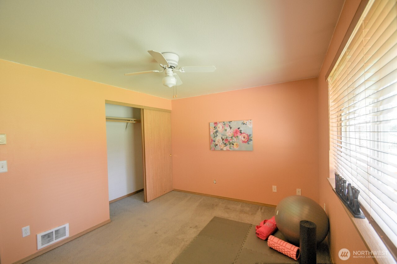 8910 Hunter Point Road Northwest Olympia, WA 98502 - Photo 22 of 31