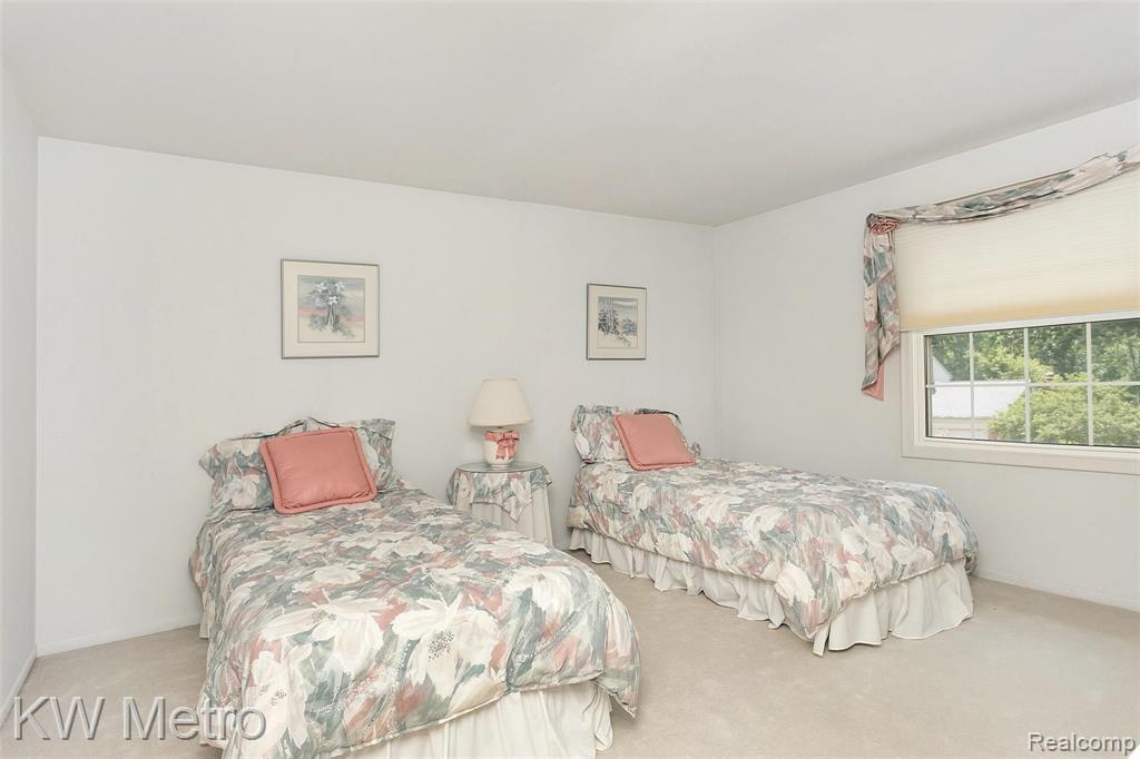 1659 North Kilburn Road Rochester Hills, MI 48306 - Photo 31 of 42