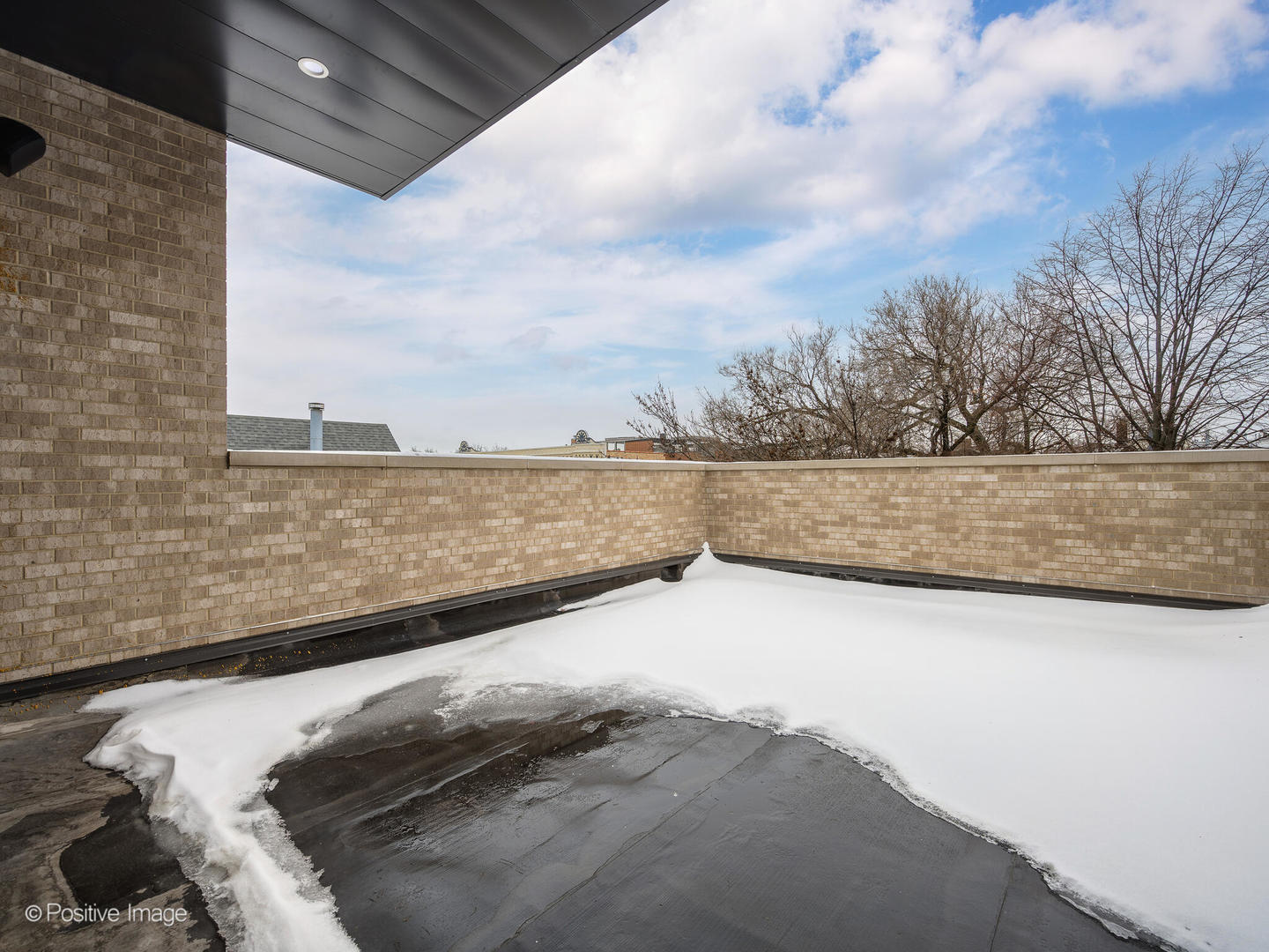 1216 West George Street Chicago, IL 60657 - Photo 35 of 42 a view of a terrace view