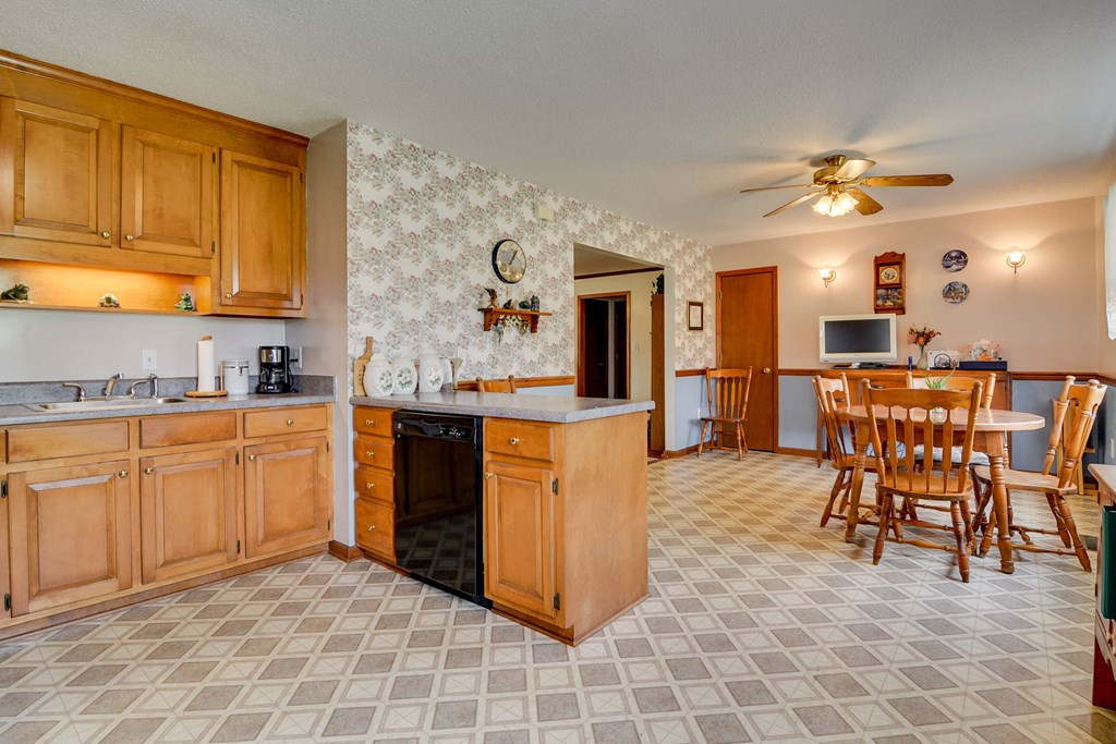 1331 Randall Hunt Road Thomson, GA 30824 - Photo 6 of 36