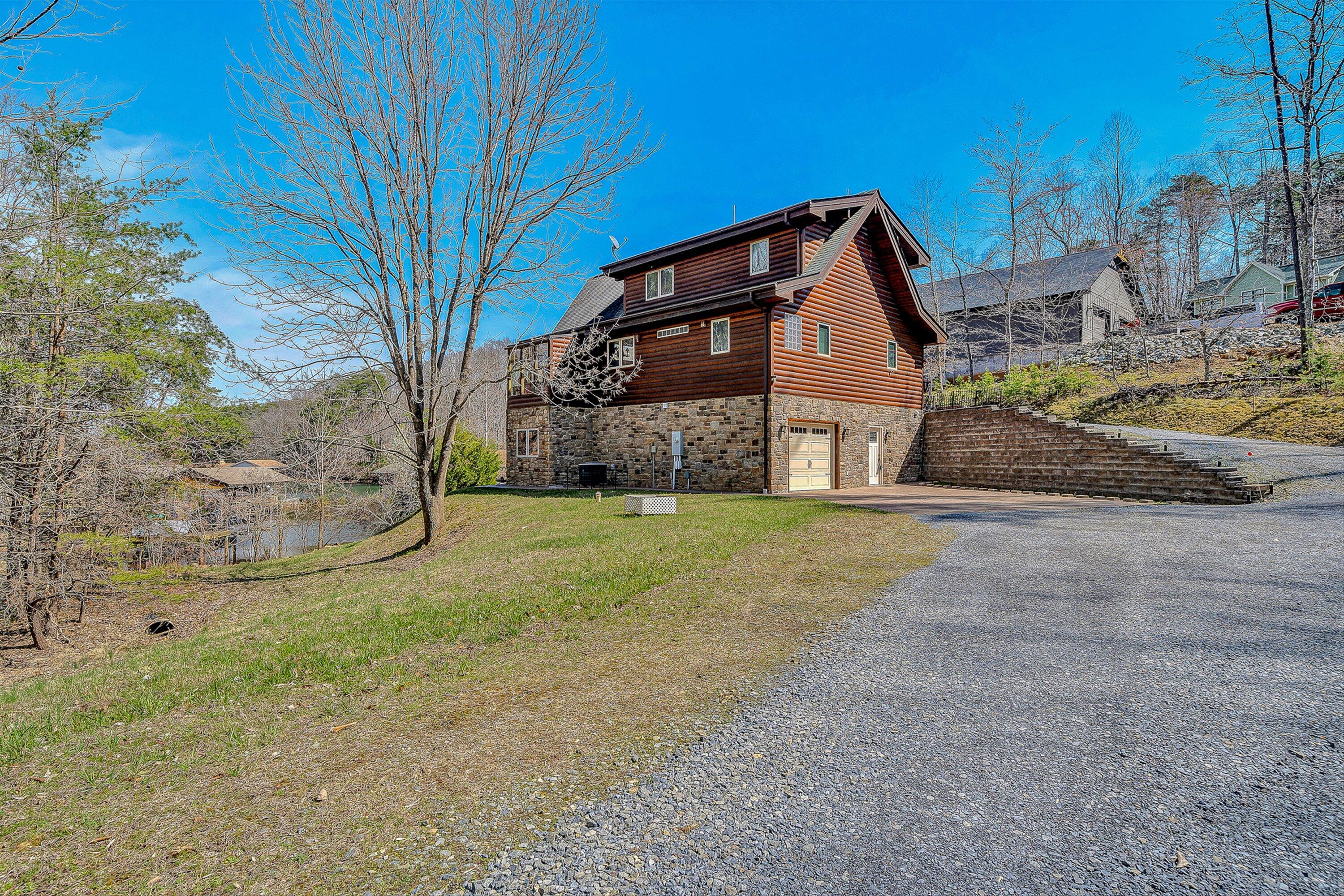 110 Windmere Trail Moneta, VA 24121 - Photo 58 of 73 58-VM-04756