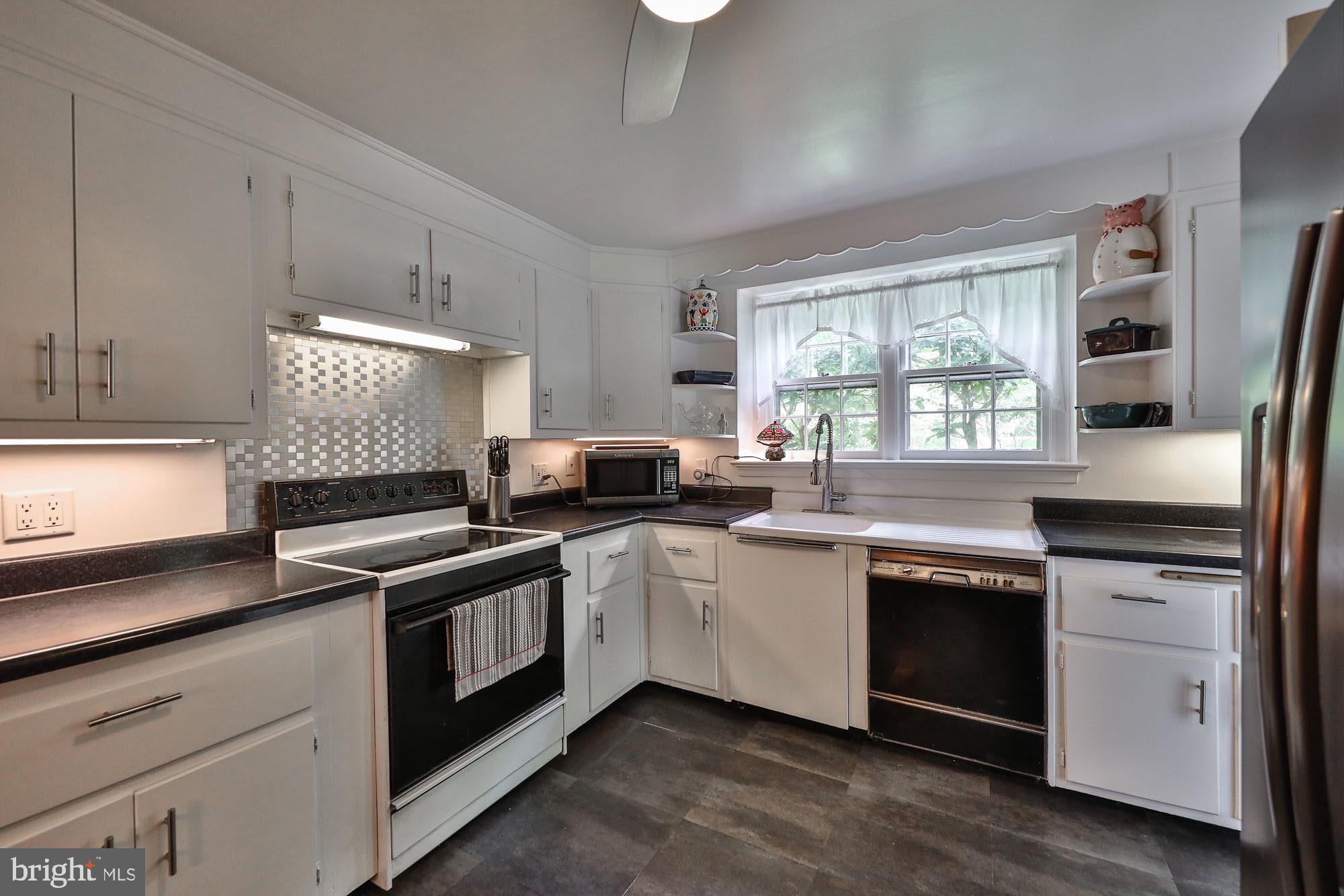 1140 Kingsley Road Rydal, PA 19046 - Photo 12 of 38 Kitchen