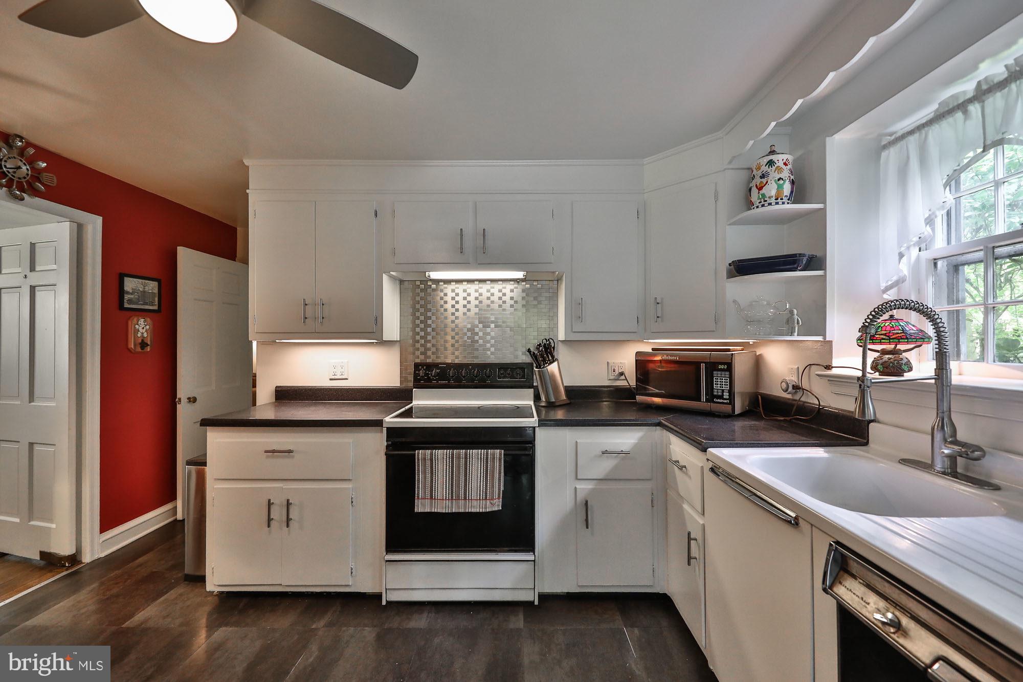 1140 Kingsley Road Rydal, PA 19046 - Photo 13 of 38 Kitchen