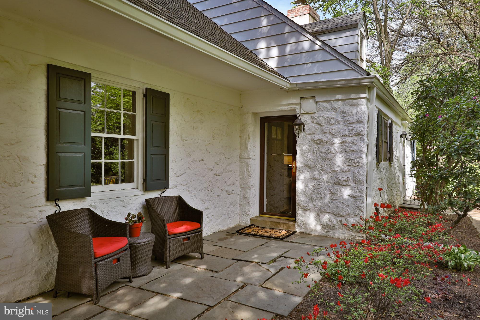1140 Kingsley Road Rydal, PA 19046 - Photo 3 of 38 Front Patio
