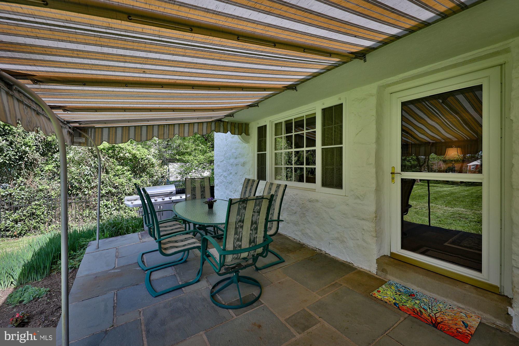 1140 Kingsley Road Rydal, PA 19046 - Photo 29 of 38 Back Patio