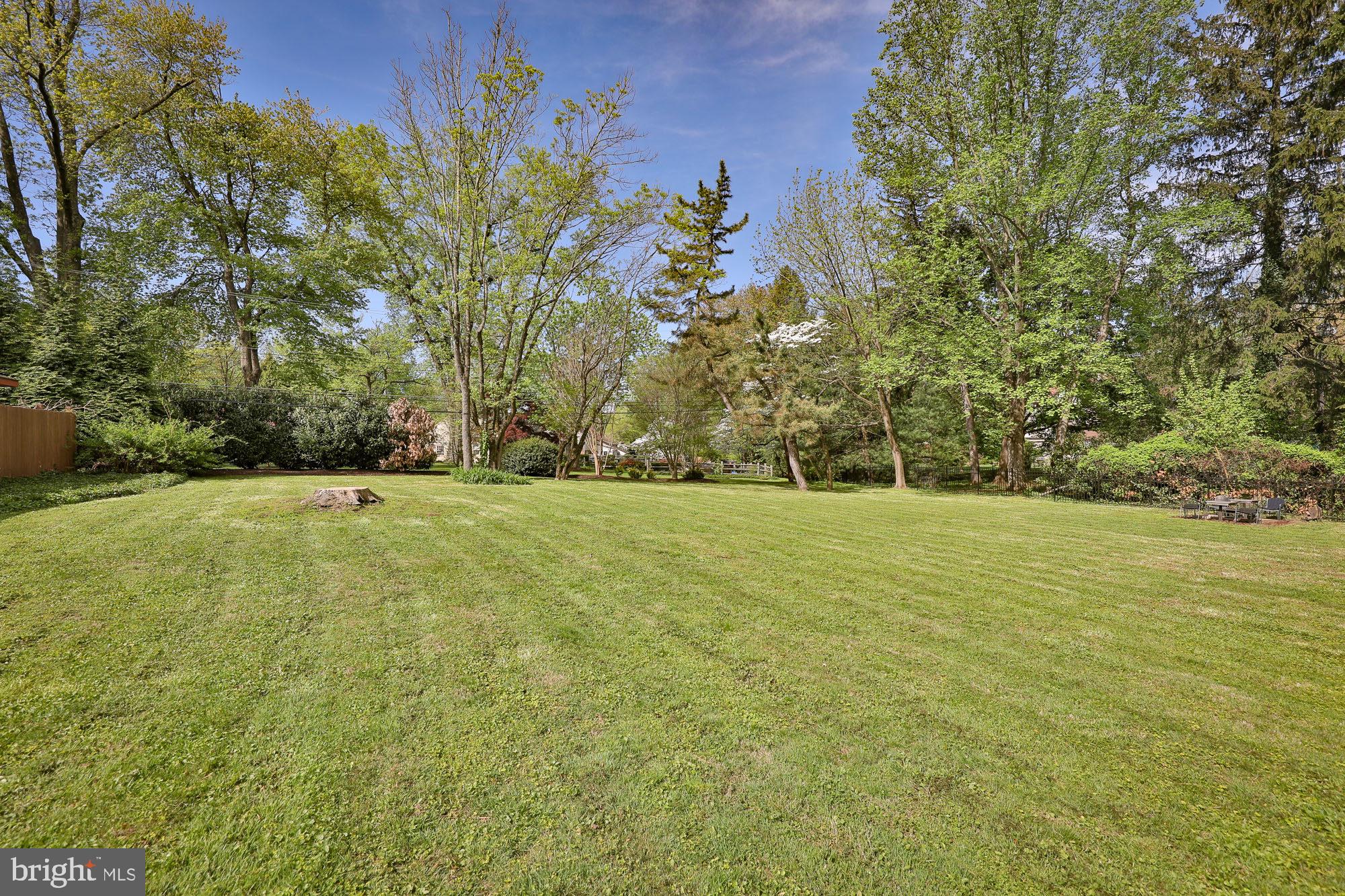 1140 Kingsley Road Rydal, PA 19046 - Photo 38 of 38 Backyard