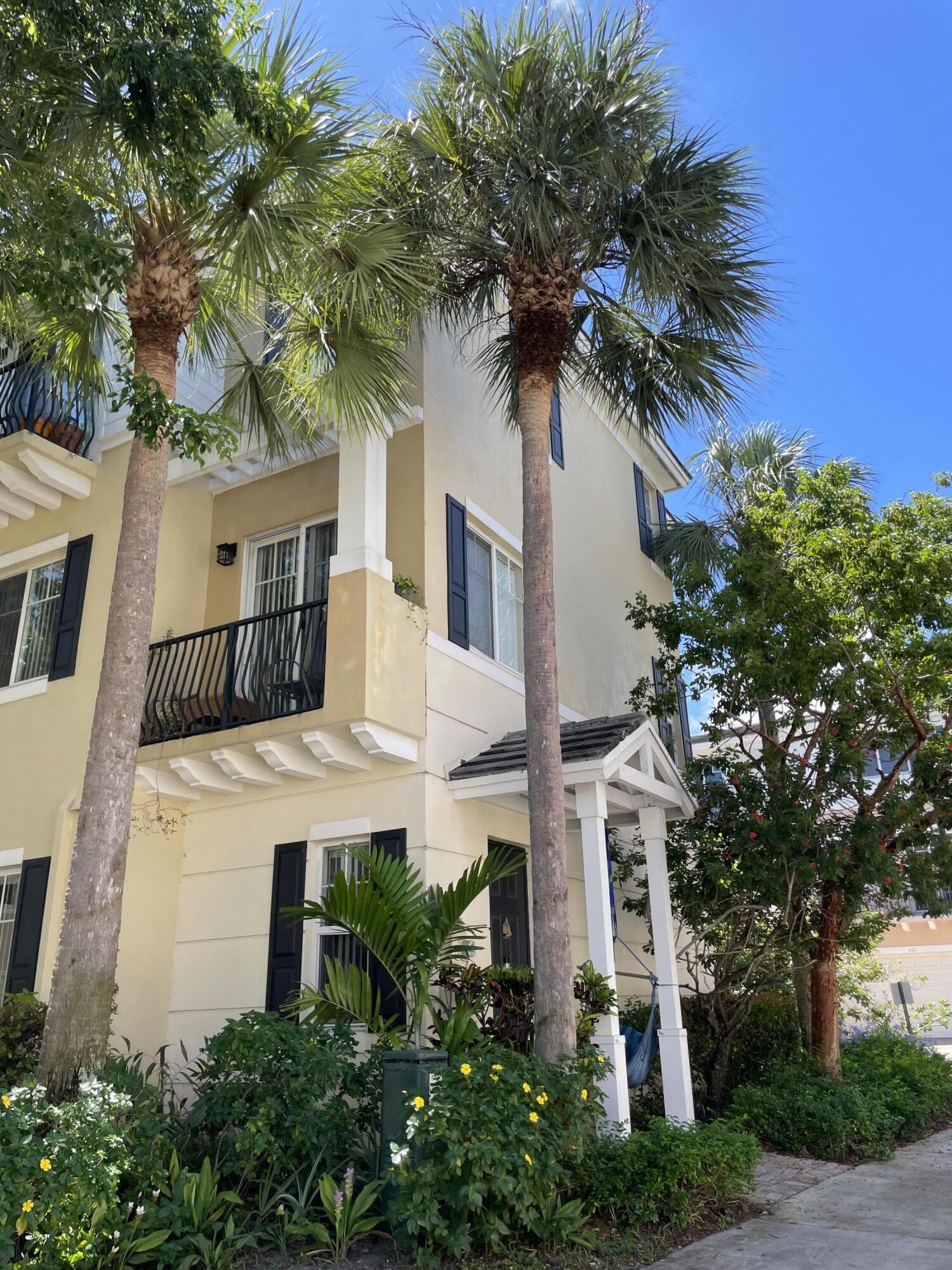552 North West 39th Circle Boca Raton, FL 33431 - Photo 1 of 32 IMG_2657
