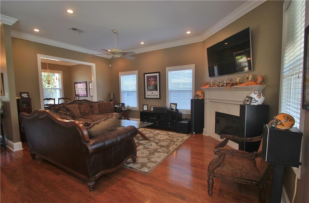 8617 Southdown Lane River Ridge, LA 70123 - Photo 2 of 25 Gallery Image 2