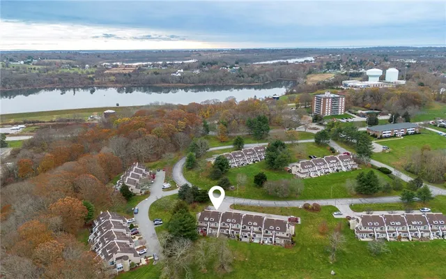 $439,000 | 37 Lawton Brook Lane, Portsmouth, RI 02871