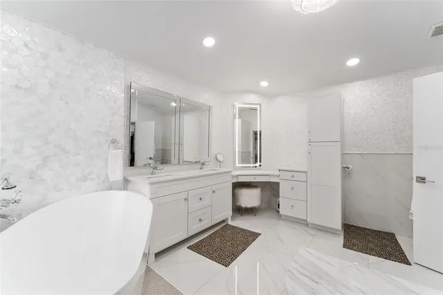 a view of a garden with a tree