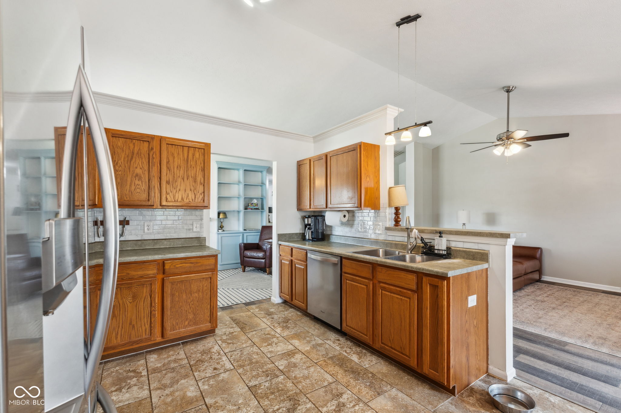 1105 Wild Ridge Boulevard Brownsburg, IN 46112 - Photo 10 of 36 Gallery Image 10